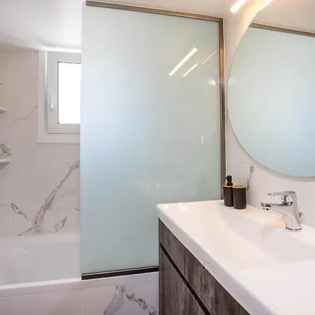 بيت للعطل Sea View House