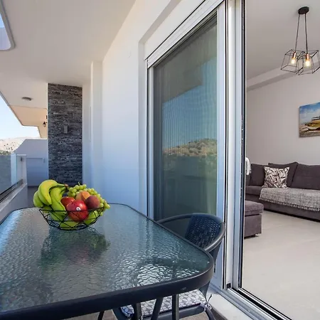 Sea View House * Kalathos