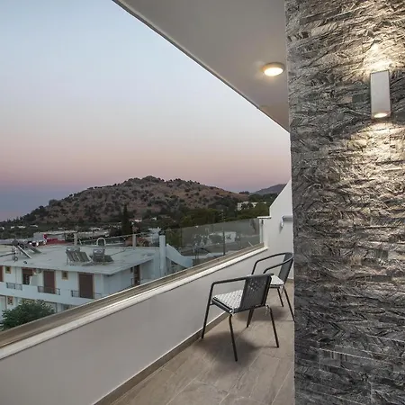 Sea View House *